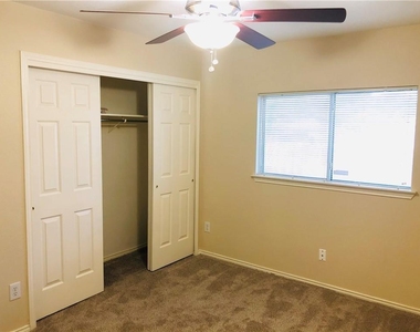 1304 Water Spaniel Way - Photo Thumbnail 15