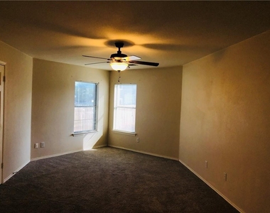 1304 Water Spaniel Way - Photo Thumbnail 8