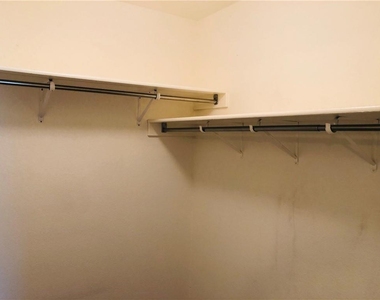1304 Water Spaniel Way - Photo Thumbnail 9