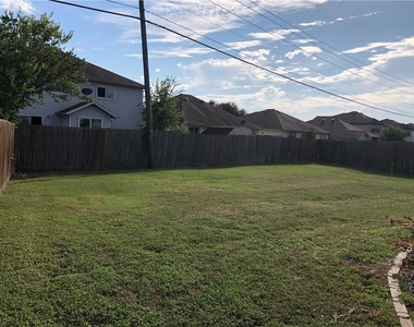 1304 Water Spaniel Way - Photo Thumbnail 23