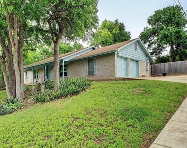 6108 Cherrylawn Cir - Photo Thumbnail 21