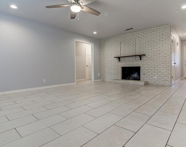 12111 Missel Thrush Ct - Photo Thumbnail 4