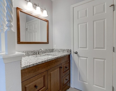 12111 Missel Thrush Ct - Photo Thumbnail 18