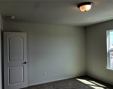 108 Yellowbark St - Photo Thumbnail 21
