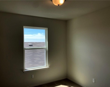 108 Yellowbark St - Photo Thumbnail 17