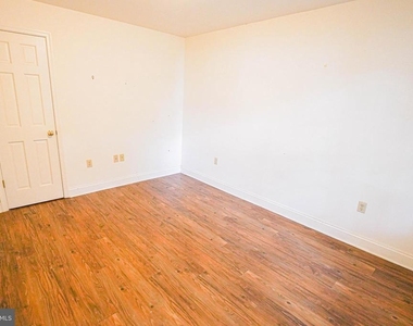 800 Travers Street - Photo Thumbnail 54