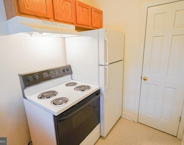 800 Travers Street - Photo Thumbnail 30
