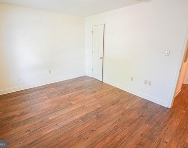 800 Travers Street - Photo Thumbnail 39