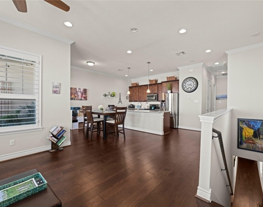 1201 Highknoll Ln - Photo Thumbnail 22