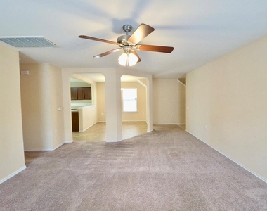 7412 Cayenne Ln - Photo Thumbnail 3