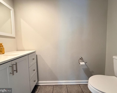 6228 8th Street - Photo Thumbnail 6