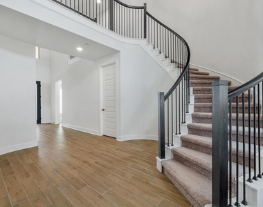 6220 Hilltop Plateau Dr - Photo Thumbnail 21