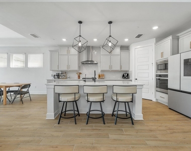 6220 Hilltop Plateau Dr - Photo Thumbnail 7