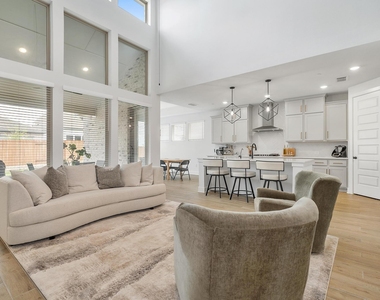 6220 Hilltop Plateau Dr - Photo Thumbnail 5