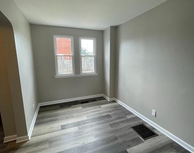 332 Endsleigh Avenue - Photo Thumbnail 10