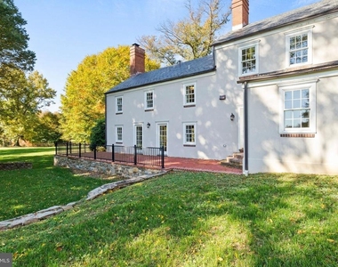 16131 Old York Road - Photo Thumbnail 22