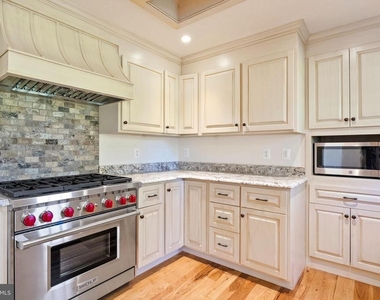 16131 Old York Road - Photo Thumbnail 52