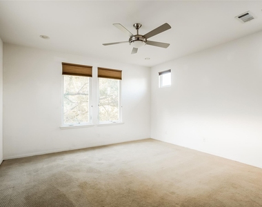714 W Monroe St - Photo Thumbnail 8