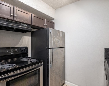 4314 Gillis St - Photo Thumbnail 5