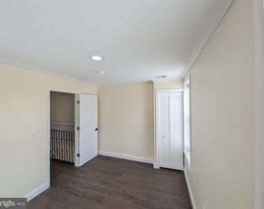 2953 Miles Avenue - Photo Thumbnail 46