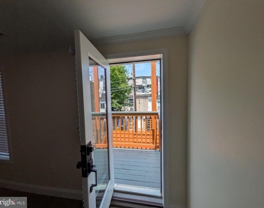 2953 Miles Avenue - Photo Thumbnail 24