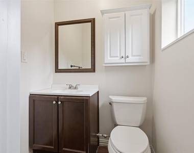 7606 Williamson Creek Dr - Photo Thumbnail 10