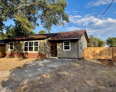 7606 Williamson Creek Dr - Photo Thumbnail 25