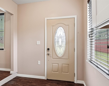 7606 Williamson Creek Dr - Photo Thumbnail 21