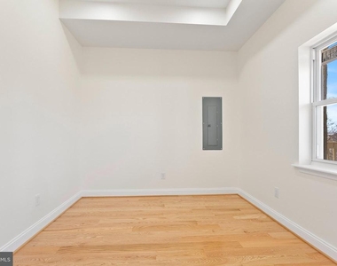 636 N Carrollton Avenue - Photo Thumbnail 10