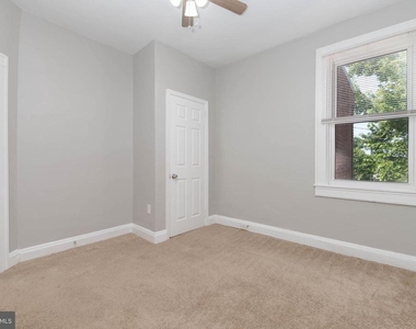 2811 Mayfield Avenue - Photo Thumbnail 13