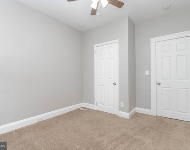 2811 Mayfield Avenue - Photo Thumbnail 15