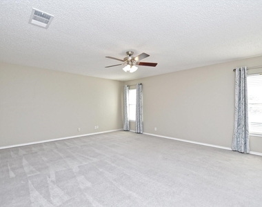 1307 Chalk Ln - Photo Thumbnail 16