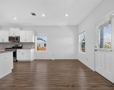 1600 Cobblecrest Ln - Photo Thumbnail 21