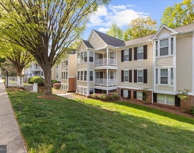 696 Southern Hills Drive - Photo Thumbnail 5