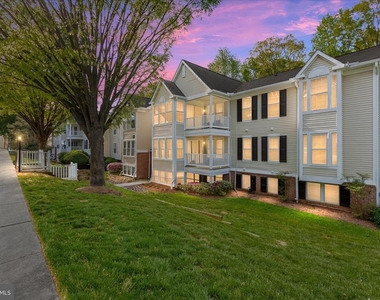 696 Southern Hills Drive - Photo Thumbnail 1