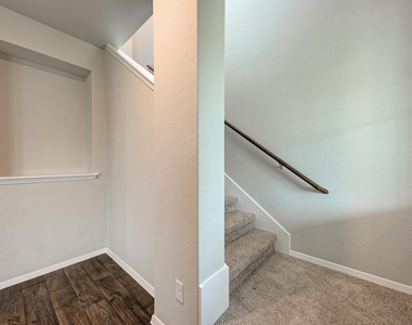 158 Daylily Dr - Photo Thumbnail 19