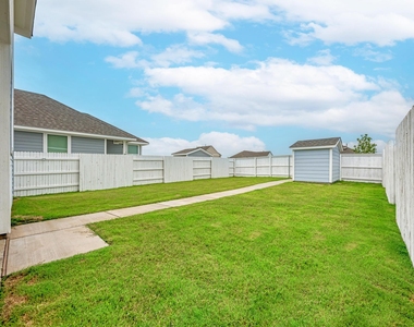 158 Daylily Dr - Photo Thumbnail 32