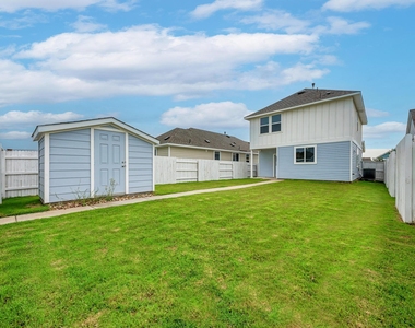 158 Daylily Dr - Photo Thumbnail 34