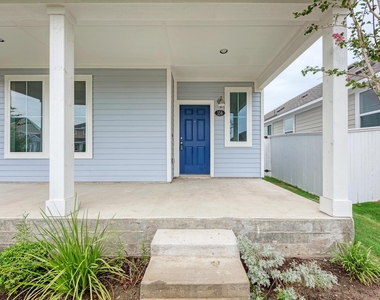 158 Daylily Dr - Photo Thumbnail 3