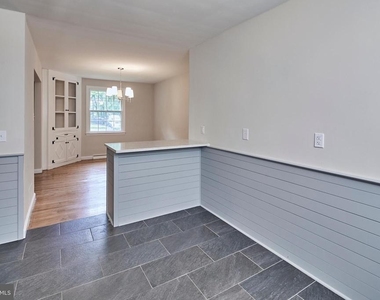 506 Foulkstone Road - Photo Thumbnail 6