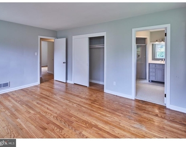 506 Foulkstone Road - Photo Thumbnail 11