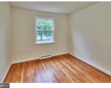 506 Foulkstone Road - Photo Thumbnail 14
