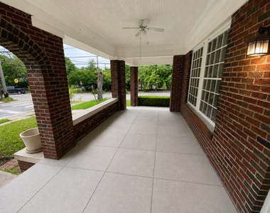 3200 Harris Park Ave - Photo Thumbnail 12