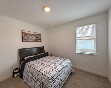 18017 Stefano Dr - Photo Thumbnail 5