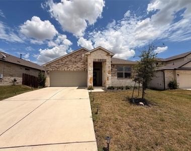 18017 Stefano Dr - Photo Thumbnail 19