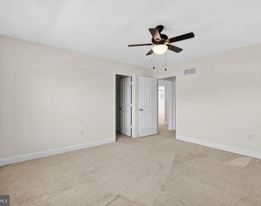 2707 Henry Moore Lane - Photo Thumbnail 27