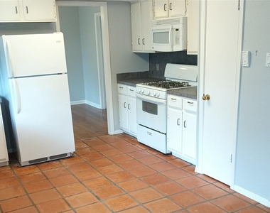 10700 Hard Rock Rd - Photo Thumbnail 10
