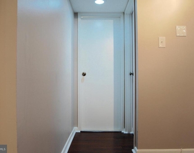 2405 I Street Nw - Photo Thumbnail 2