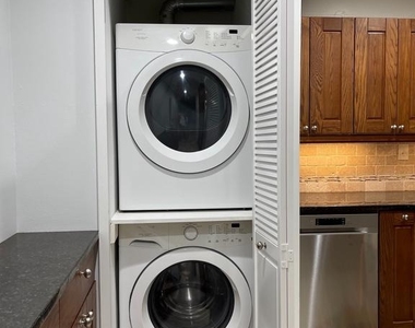 61 G Street Sw - Photo Thumbnail 14