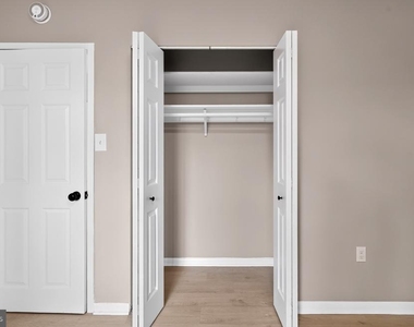 922 24th Street Nw - Photo Thumbnail 7